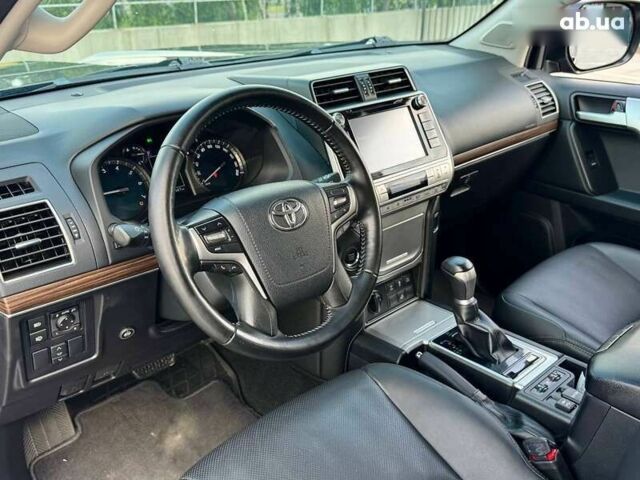 Тойота Ленд Крузер Прадо, объемом двигателя 0 л и пробегом 174 тыс. км за 36500 $, фото 17 на Automoto.ua