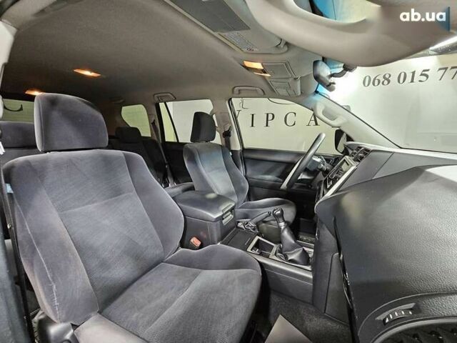 Тойота Ленд Крузер Прадо, об'ємом двигуна 2.7 л та пробігом 115 тис. км за 27777 $, фото 4 на Automoto.ua