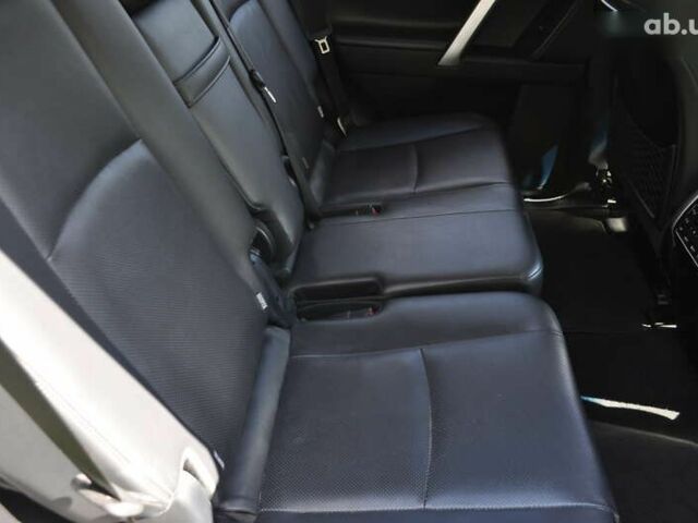 Тойота Ленд Крузер Прадо, объемом двигателя 0 л и пробегом 83 тыс. км за 42000 $, фото 29 на Automoto.ua