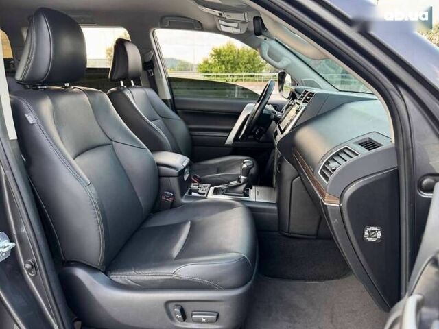 Тойота Ленд Крузер Прадо, объемом двигателя 0 л и пробегом 174 тыс. км за 36500 $, фото 22 на Automoto.ua