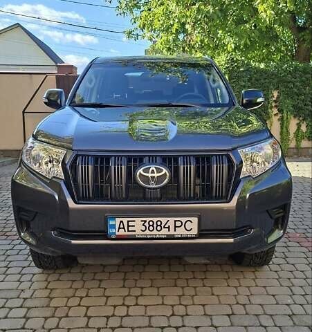 Тойота Ленд Крузер Прадо, объемом двигателя 2.7 л и пробегом 12 тыс. км за 28500 $, фото 43 на Automoto.ua