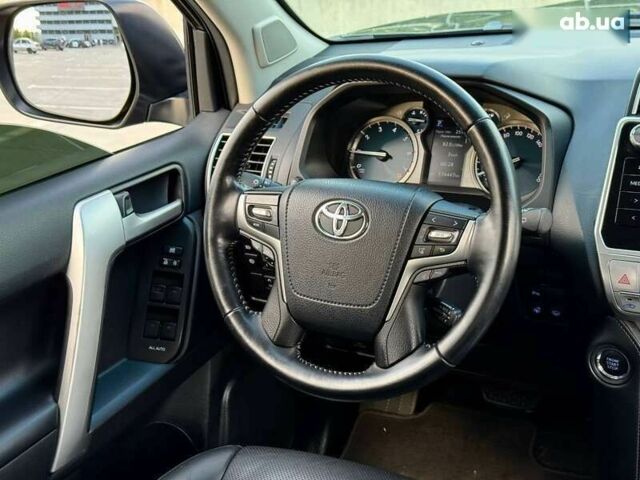 Тойота Ленд Крузер Прадо, об'ємом двигуна 0 л та пробігом 174 тис. км за 38500 $, фото 27 на Automoto.ua