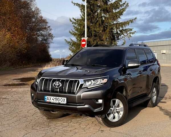 Тойота Ленд Крузер Прадо, объемом двигателя 2.8 л и пробегом 159 тыс. км за 35500 $, фото 7 на Automoto.ua
