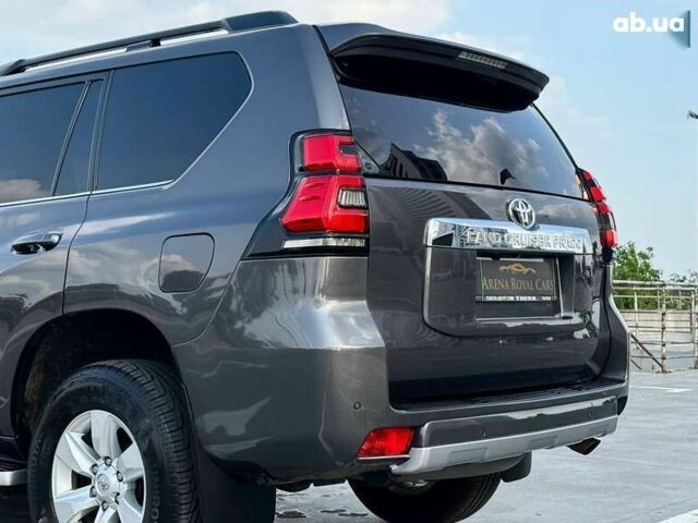 Тойота Ленд Крузер Прадо, объемом двигателя 0 л и пробегом 174 тыс. км за 36500 $, фото 11 на Automoto.ua