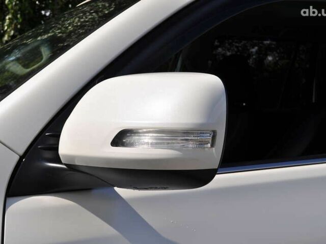 Тойота Ленд Крузер Прадо, объемом двигателя 0 л и пробегом 83 тыс. км за 42000 $, фото 3 на Automoto.ua