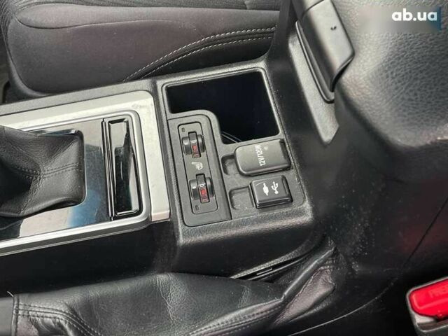 Тойота Ленд Крузер Прадо, объемом двигателя 0 л и пробегом 80 тыс. км за 36500 $, фото 14 на Automoto.ua