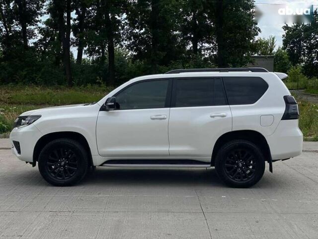 Тойота Ленд Крузер Прадо, объемом двигателя 4 л и пробегом 130 тыс. км за 44490 $, фото 8 на Automoto.ua