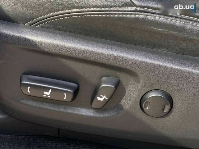 Тойота Ленд Крузер Прадо, объемом двигателя 4 л и пробегом 130 тыс. км за 44490 $, фото 26 на Automoto.ua