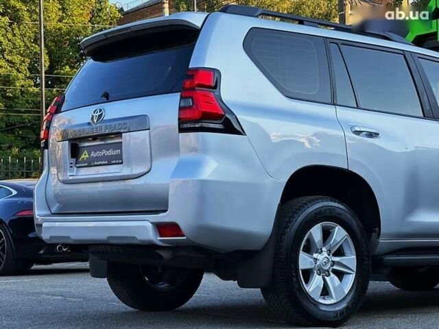 Тойота Ленд Крузер Прадо, объемом двигателя 2.8 л и пробегом 28 тыс. км за 43999 $, фото 15 на Automoto.ua
