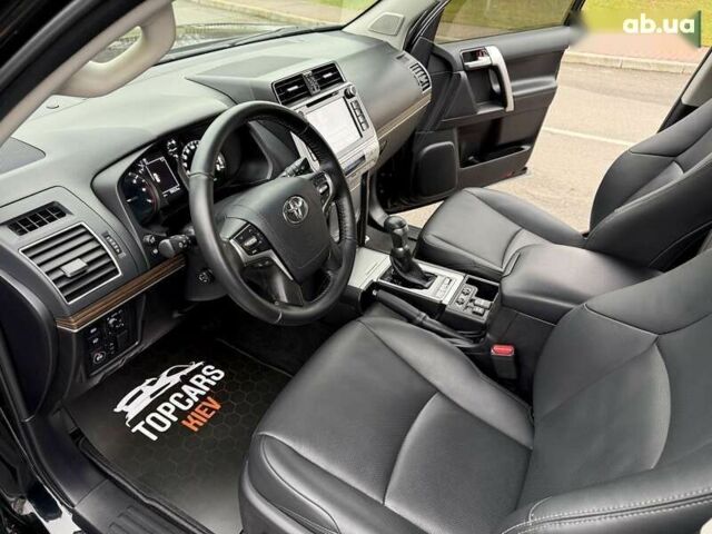 Тойота Ленд Крузер Прадо, объемом двигателя 4 л и пробегом 66 тыс. км за 49999 $, фото 26 на Automoto.ua