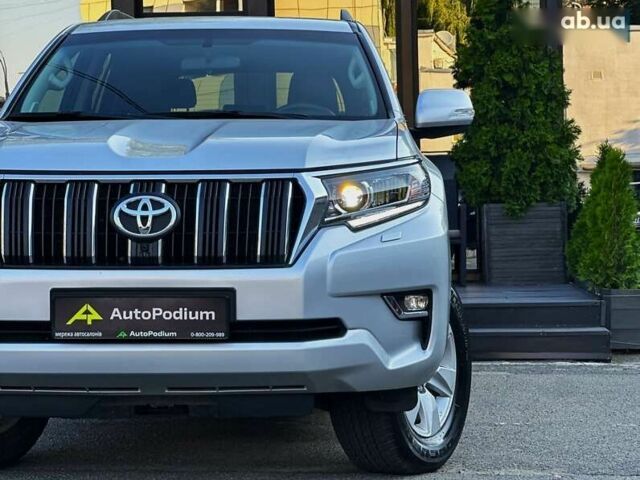 Тойота Ленд Крузер Прадо, объемом двигателя 2.8 л и пробегом 28 тыс. км за 44499 $, фото 4 на Automoto.ua