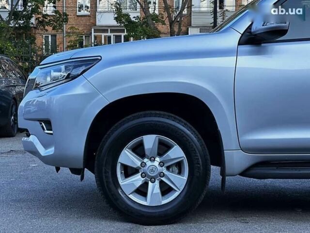 Тойота Ленд Крузер Прадо, объемом двигателя 2.8 л и пробегом 28 тыс. км за 44499 $, фото 9 на Automoto.ua