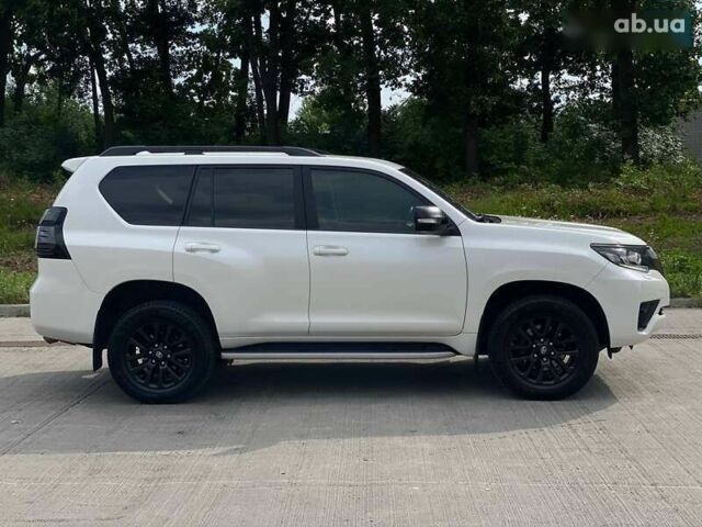 Тойота Ленд Крузер Прадо, объемом двигателя 4 л и пробегом 130 тыс. км за 44490 $, фото 11 на Automoto.ua