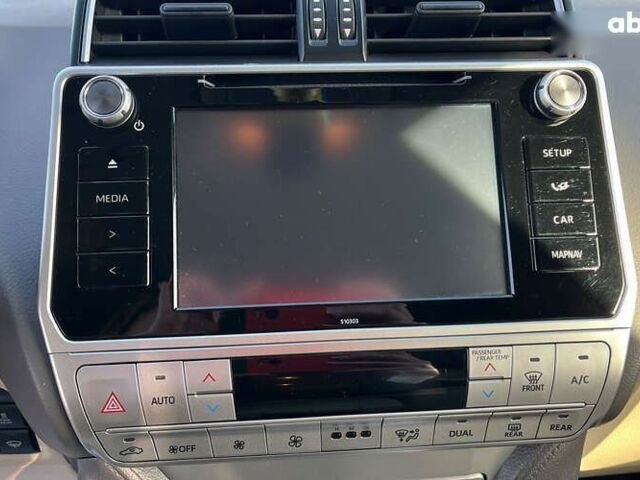 Тойота Ленд Крузер Прадо, объемом двигателя 2.8 л и пробегом 39 тыс. км за 46000 $, фото 13 на Automoto.ua