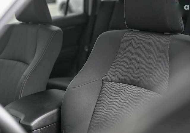 Тойота Ленд Крузер Прадо, об'ємом двигуна 0 л та пробігом 28 тис. км за 40777 $, фото 14 на Automoto.ua