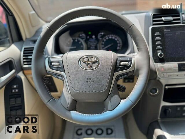 Тойота Ленд Крузер Прадо, объемом двигателя 4 л и пробегом 3 тыс. км за 65000 $, фото 26 на Automoto.ua