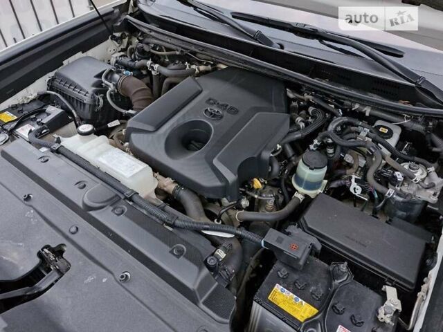 Тойота Ленд Крузер Прадо, об'ємом двигуна 2.76 л та пробігом 117 тис. км за 51999 $, фото 11 на Automoto.ua