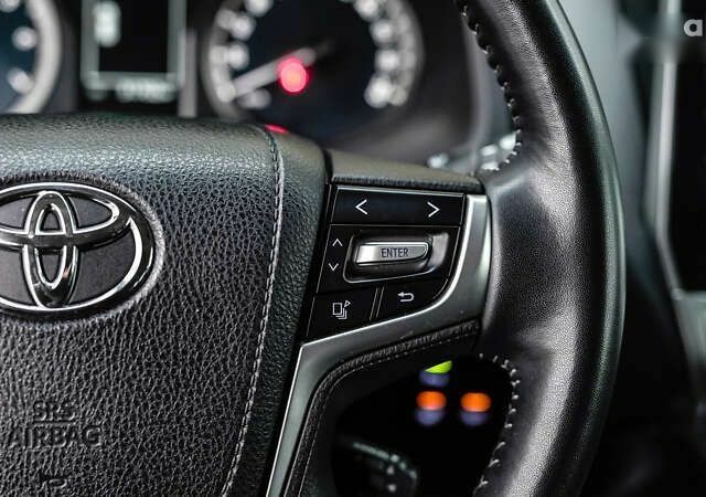 Тойота Ленд Крузер Прадо, об'ємом двигуна 4 л та пробігом 32 тис. км за 44855 $, фото 20 на Automoto.ua