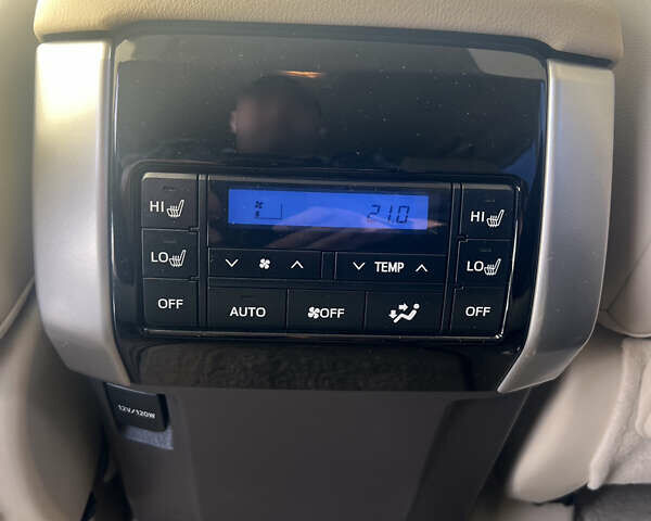 Тойота Ленд Крузер Прадо, объемом двигателя 3.96 л и пробегом 66 тыс. км за 64280 $, фото 13 на Automoto.ua