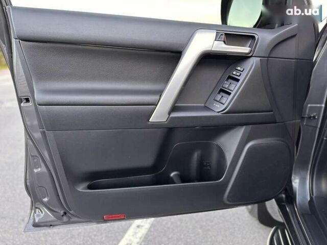 Тойота Ленд Крузер Прадо, об'ємом двигуна 0 л та пробігом 78 тис. км за 44999 $, фото 18 на Automoto.ua