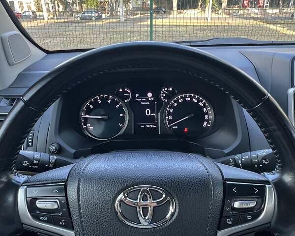 Тойота Ленд Крузер Прадо, об'ємом двигуна 3.96 л та пробігом 97 тис. км за 50000 $, фото 17 на Automoto.ua