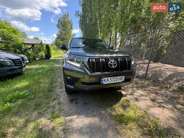 Тойота Ленд Крузер Прадо, об'ємом двигуна 4 л та пробігом 89 тис. км за 43500 $, фото 1 на Automoto.ua