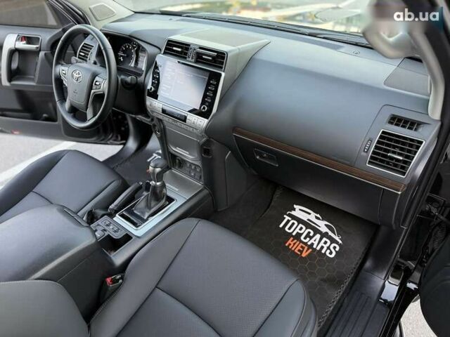 Тойота Ленд Крузер Прадо, объемом двигателя 4 л и пробегом 11 тыс. км за 54700 $, фото 28 на Automoto.ua