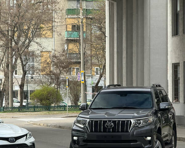 Тойота Ленд Крузер Прадо, объемом двигателя 2.8 л и пробегом 39 тыс. км за 47000 $, фото 2 на Automoto.ua
