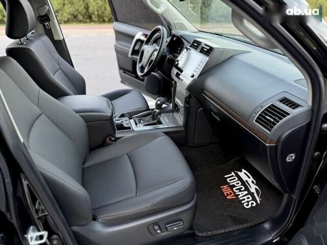 Тойота Ленд Крузер Прадо, объемом двигателя 4 л и пробегом 11 тыс. км за 54700 $, фото 24 на Automoto.ua