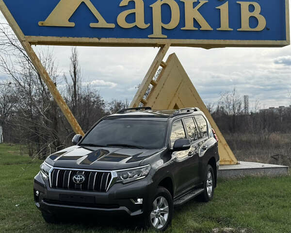 Тойота Ленд Крузер Прадо, объемом двигателя 2.8 л и пробегом 39 тыс. км за 47000 $, фото 6 на Automoto.ua