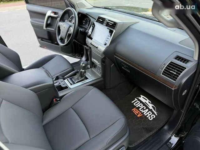 Тойота Ленд Крузер Прадо, объемом двигателя 4 л и пробегом 11 тыс. км за 54700 $, фото 26 на Automoto.ua