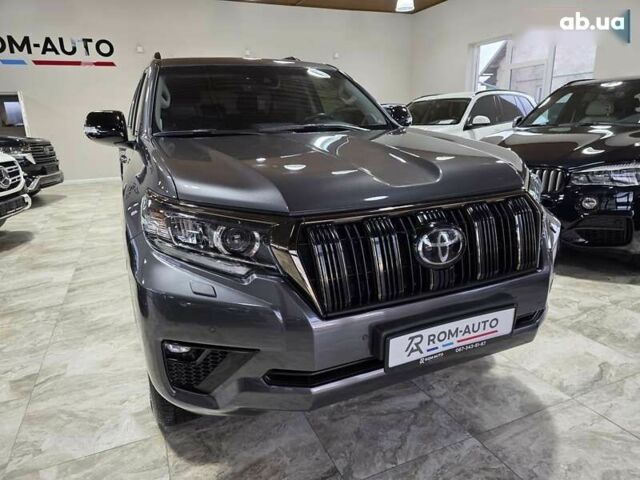 Тойота Ленд Крузер Прадо, объемом двигателя 2.8 л и пробегом 111 тыс. км за 50999 $, фото 10 на Automoto.ua