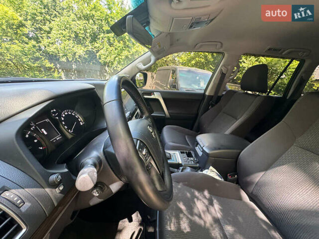 Тойота Ленд Крузер Прадо, об'ємом двигуна 4 л та пробігом 89 тис. км за 43500 $, фото 13 на Automoto.ua