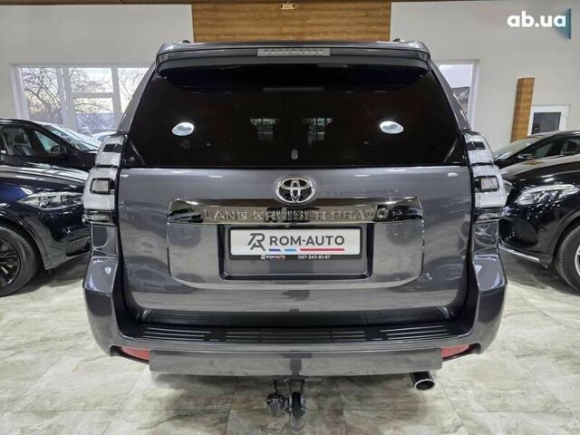 Тойота Ленд Крузер Прадо, объемом двигателя 2.8 л и пробегом 111 тыс. км за 50999 $, фото 8 на Automoto.ua