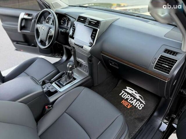 Тойота Ленд Крузер Прадо, объемом двигателя 4 л и пробегом 11 тыс. км за 54700 $, фото 27 на Automoto.ua