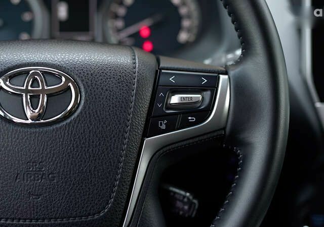 Тойота Ленд Крузер Прадо, об'ємом двигуна 2.8 л та пробігом 31 тис. км за 53263 $, фото 18 на Automoto.ua