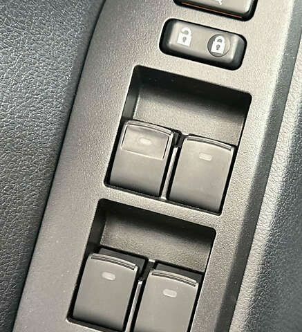 Тойота Ленд Крузер Прадо, об'ємом двигуна 2.8 л та пробігом 60 тис. км за 51500 $, фото 7 на Automoto.ua
