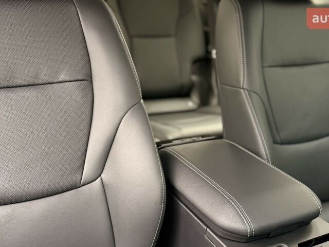 Тойота Ленд Крузер Прадо, объемом двигателя 2.8 л и пробегом 0 тыс. км за 57104 $, фото 19 на Automoto.ua