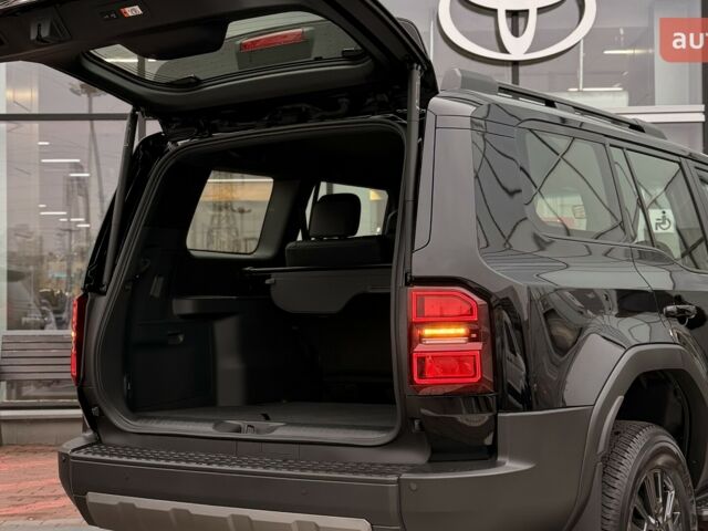 Тойота Ленд Крузер Прадо, объемом двигателя 2.8 л и пробегом 0 тыс. км за 57104 $, фото 14 на Automoto.ua