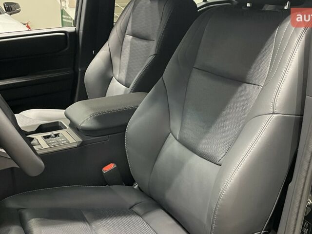 Тойота Ленд Крузер Прадо, объемом двигателя 2.8 л и пробегом 0 тыс. км за 70885 $, фото 6 на Automoto.ua