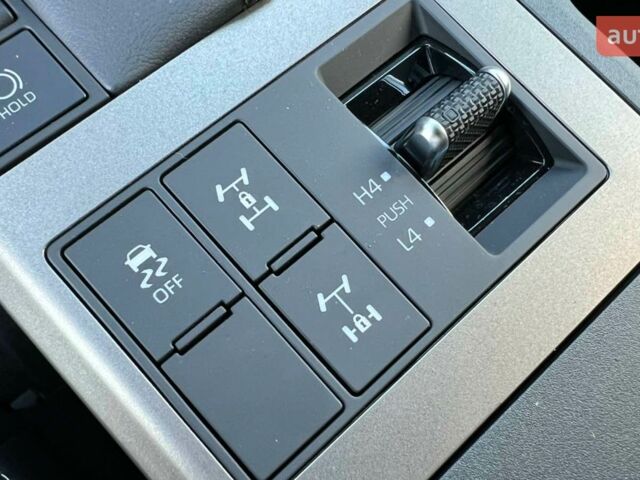 Тойота Ленд Крузер Прадо, объемом двигателя 2.8 л и пробегом 0 тыс. км за 69020 $, фото 31 на Automoto.ua