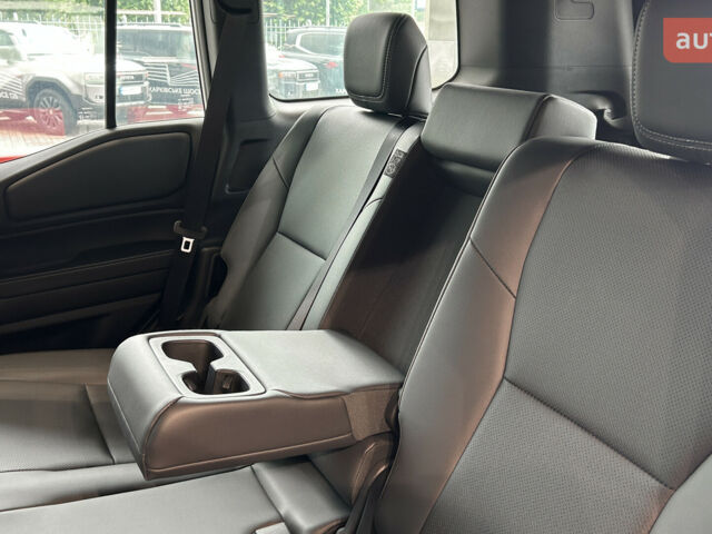 Тойота Ленд Крузер Прадо, объемом двигателя 2.8 л и пробегом 0 тыс. км за 59228 $, фото 15 на Automoto.ua