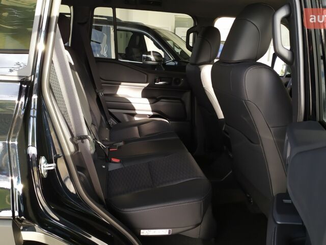 Тойота Ленд Крузер Прадо, объемом двигателя 2.8 л и пробегом 0 тыс. км за 69131 $, фото 27 на Automoto.ua