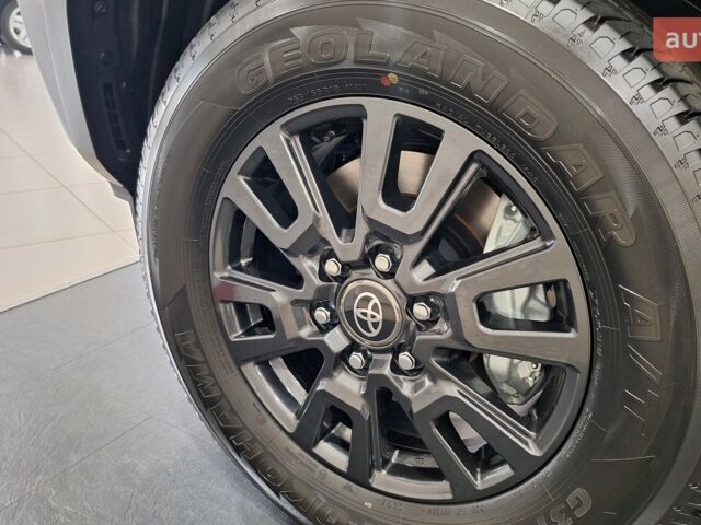 Тойота Ленд Крузер Прадо, объемом двигателя 2.8 л и пробегом 0 тыс. км за 56483 $, фото 5 на Automoto.ua