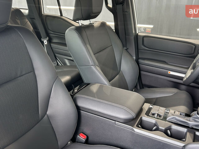 Тойота Ленд Крузер Прадо, объемом двигателя 2.8 л и пробегом 0 тыс. км за 56288 $, фото 20 на Automoto.ua