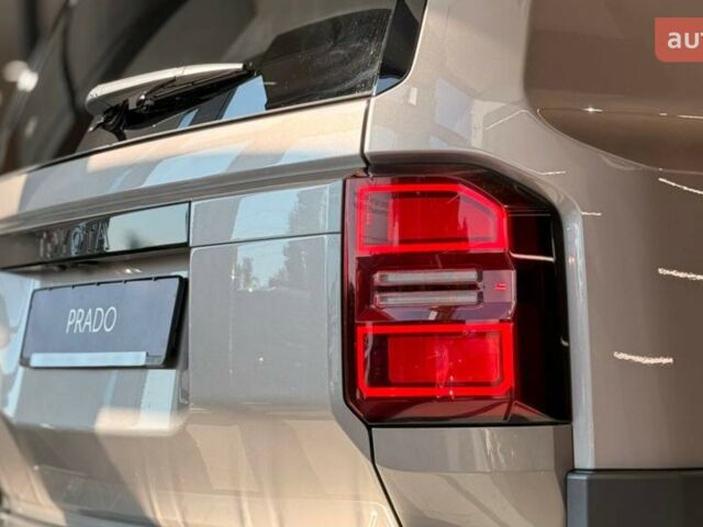 Тойота Ленд Крузер Прадо, объемом двигателя 2.8 л и пробегом 0 тыс. км за 79510 $, фото 17 на Automoto.ua