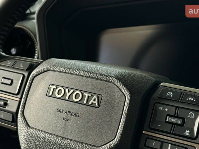 Тойота Ленд Крузер Прадо, объемом двигателя 2.8 л и пробегом 0 тыс. км за 80582 $, фото 3 на Automoto.ua