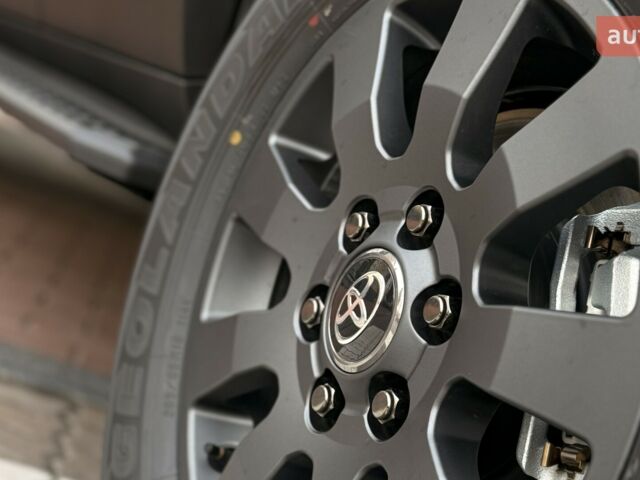 Тойота Ленд Крузер Прадо, об'ємом двигуна 2.8 л та пробігом 0 тис. км за 65572 $, фото 2 на Automoto.ua