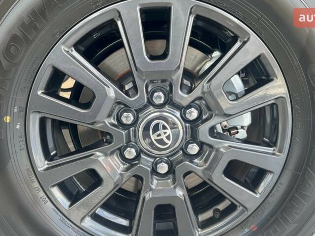 купить новое авто Тойота Ленд Крузер Прадо 2025 года от официального дилера Тойота на Столичному Тойота фото