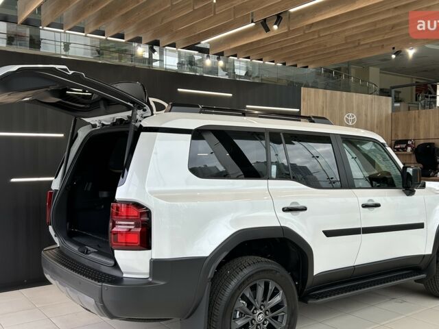 Тойота Ленд Крузер Прадо, объемом двигателя 2.8 л и пробегом 0 тыс. км за 71920 $, фото 27 на Automoto.ua